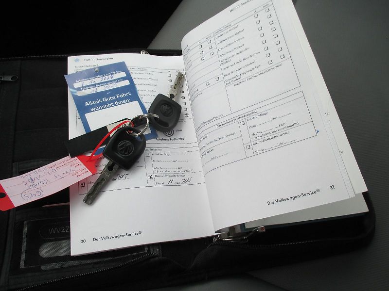VW Volkswagen T5 Kombi 1,9TDI LR / 9-Sitzer Bus