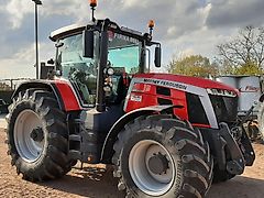 Massey Ferguson 8s225