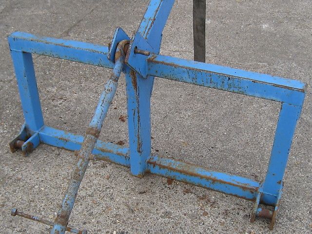 Massey Ferguson 80 front loader lifting extension