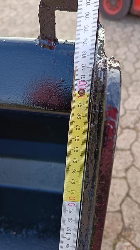 Bressel und Lade Keine Bressel Erdschaufel 245cm Schaufelbreite Schürfleiste Euroaufnahme Euroadapter 2 Mittelstege Schwergutschaufel Ladeschaufel Leichtgutschaufel 245cm Schürfleiste Frabschäden