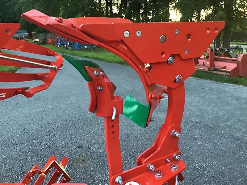 AGRO-MASZ POV-5 Vario