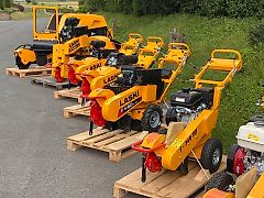 Laski Stubbenfräse Stockfräse Baumstumpffräse Wurzelstockfräse