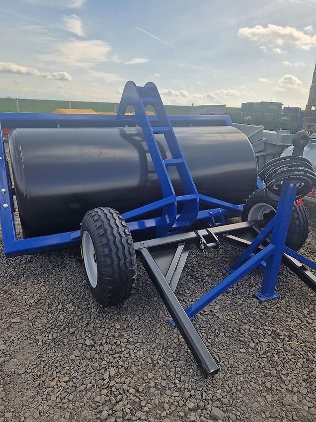 Top-Agro Wiesenwalze WWHD2512 2,66m Breite inkl. Abstreifer und FAHRWERK mit ADR-Achse