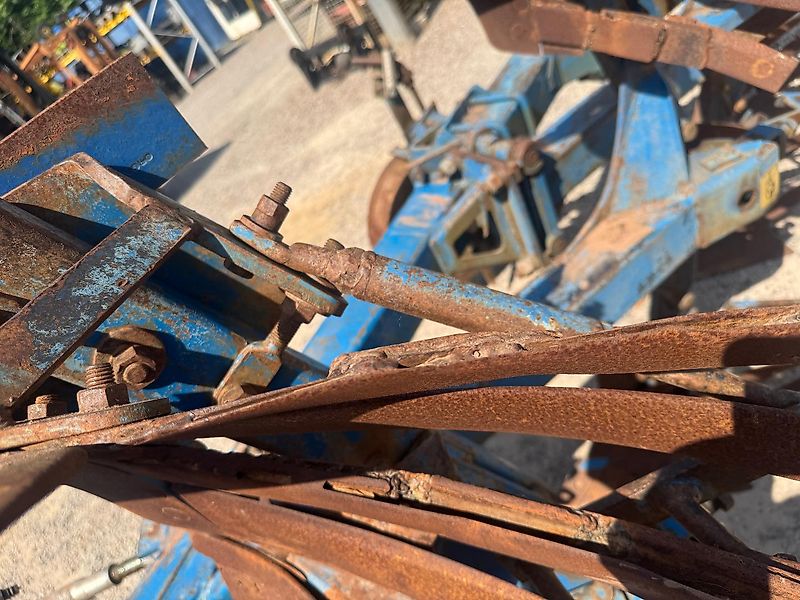 Rabe Star-Avant 4-Schar, Stützrad, Federsteinsicherung / NON-STOP, Verschleißteile schlecht