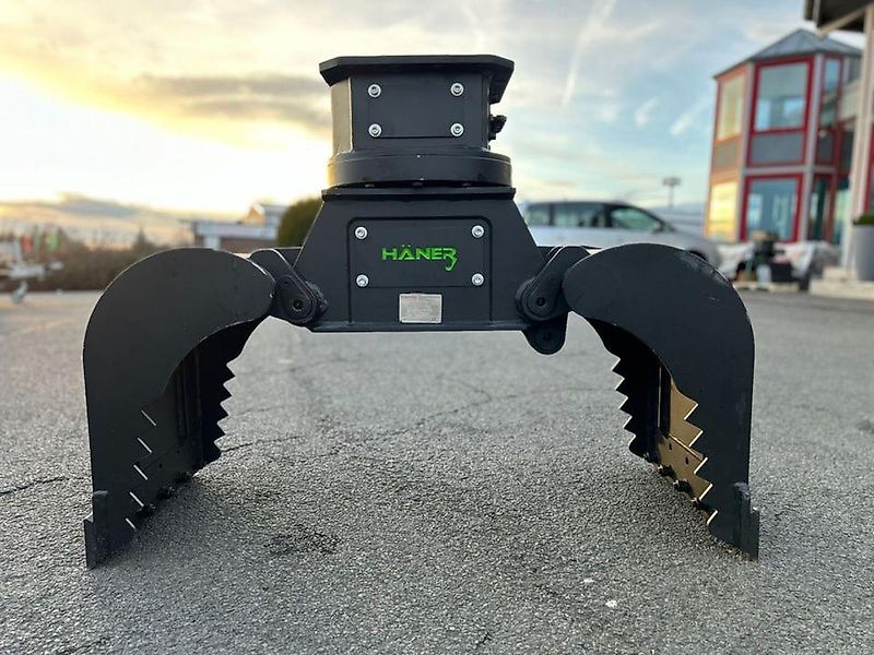 Mehrzweckgreifer HMZGx 2.4 mit Drehkranz Häner Greifer