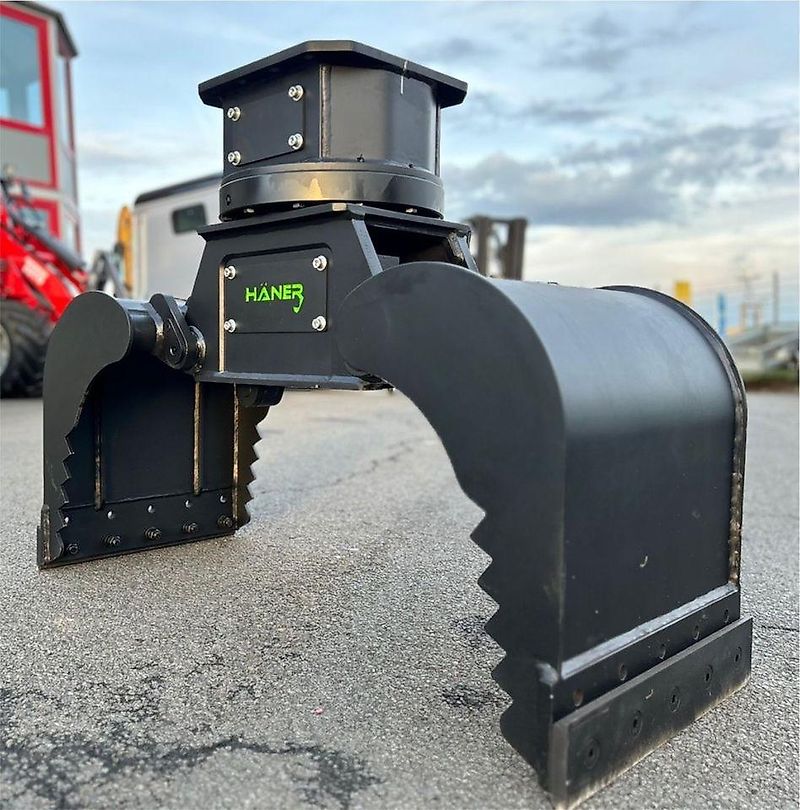 Mehrzweckgreifer HMZGx 2.4 mit Drehkranz Häner Greifer