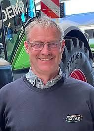 Contactpersonen De heer Bjarne Tang