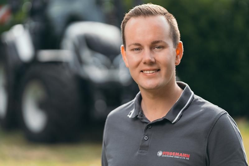 Contactpersonen De heer Daniel Austrup