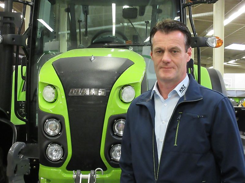 Contactpersonen De heer Klaus Koser